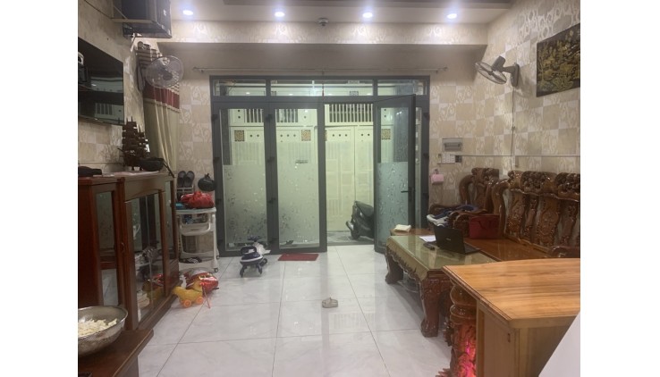 Bán nhà 4 tầng, 96m², 5PN, 5WC, Bình Trưng Trắc, Thủ Đức - 17.9 tỷ